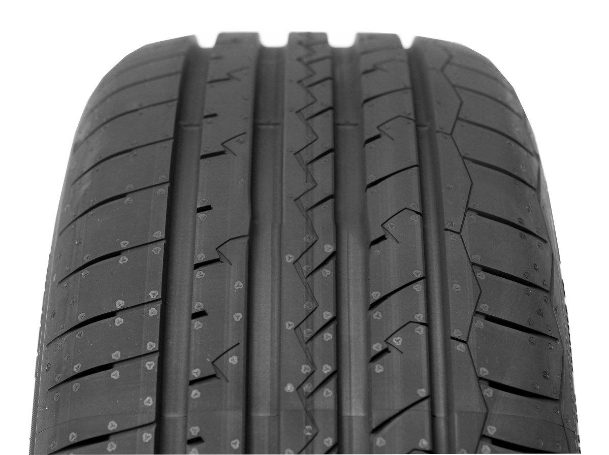 DEBICA P-UHP2 225/45 R18 95 Y XL